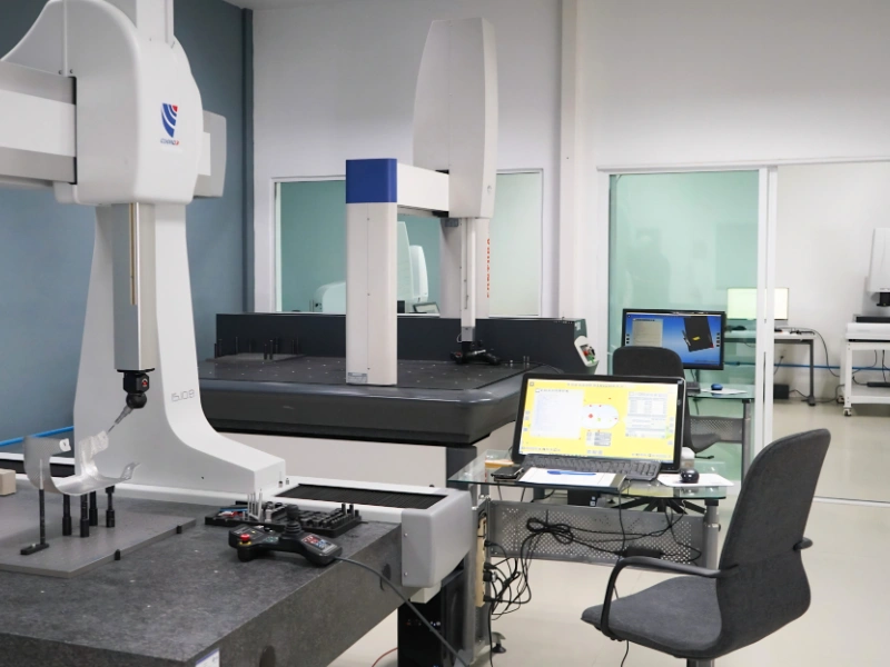 Demostración de un equipo de medición dimensional con piezas del cliente en 3D Metrisoft